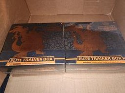 Pokemon Champion's Path Charizard Elite Trainer Box